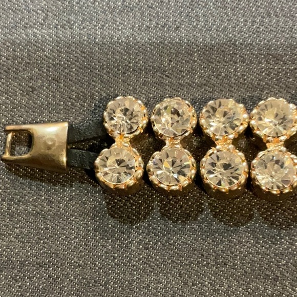 Women’s rhinestone leather bracelet - Gem - Picture 2 of 12